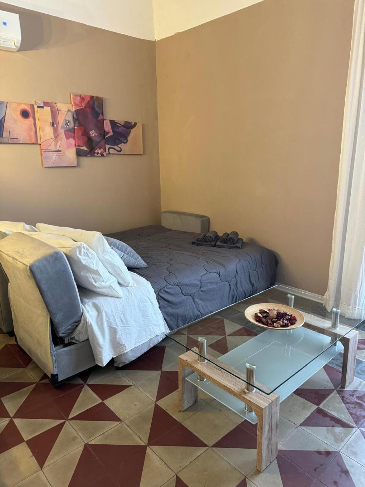 Verdi Apartments Катания Экстерьер фото