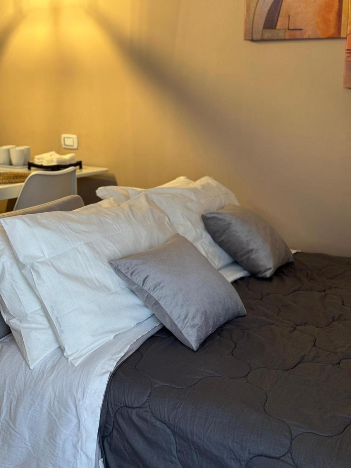 Verdi Apartments Катания Экстерьер фото